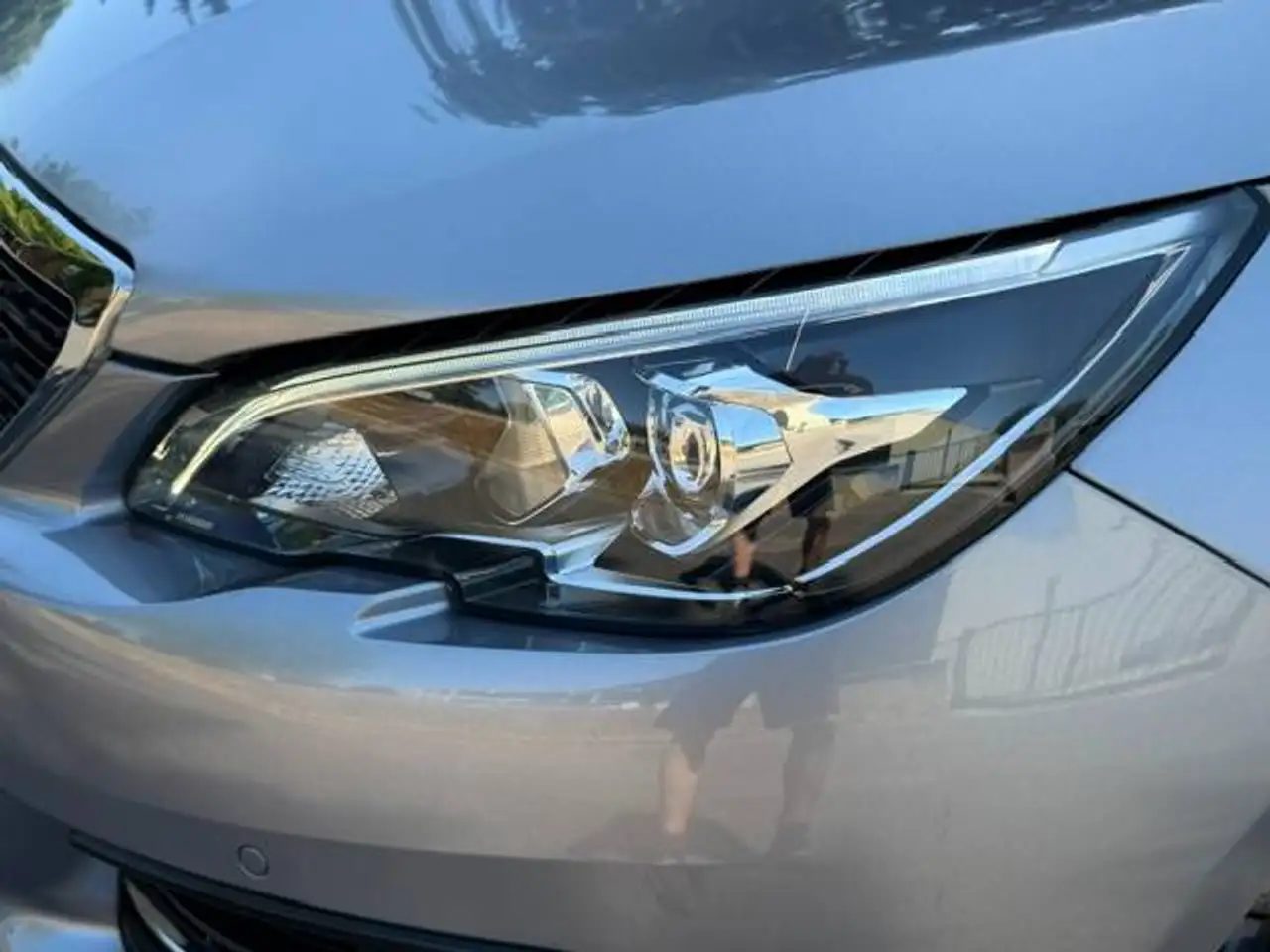 Peugeot 308 308 — photo 13