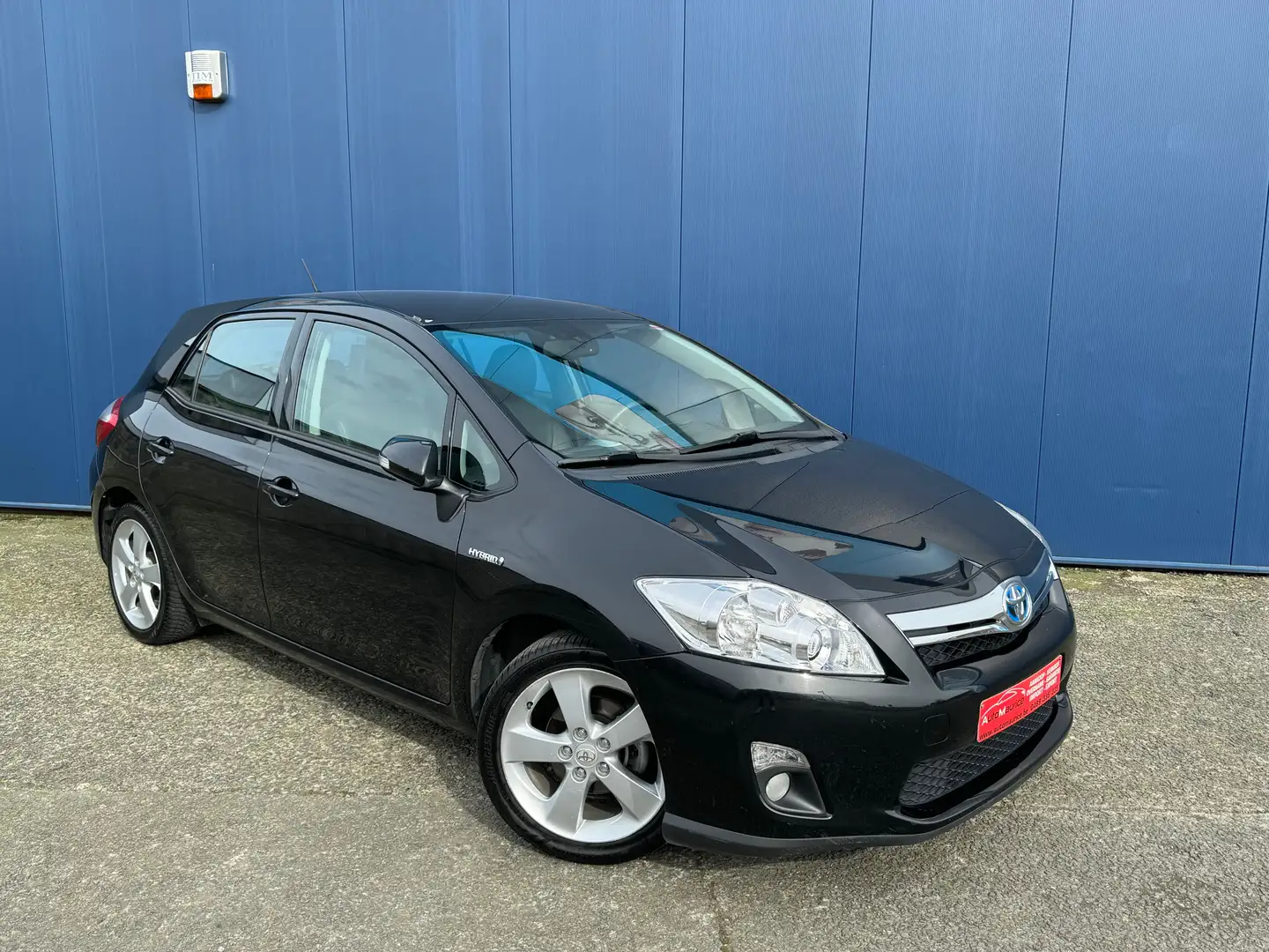 Toyota Auris 1.8i Benzine Hybrid AutoMaat GPS 12Mand Garantie Noir - 2