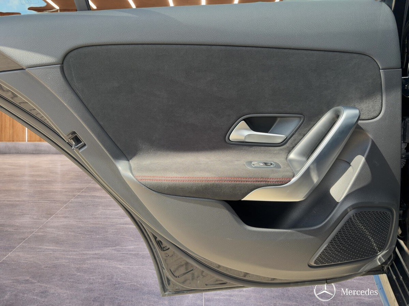 Mercedes-Benz A 250 A 250e Limousine AMG-Line/Night/R.Kamera/CarPlay — photo 14