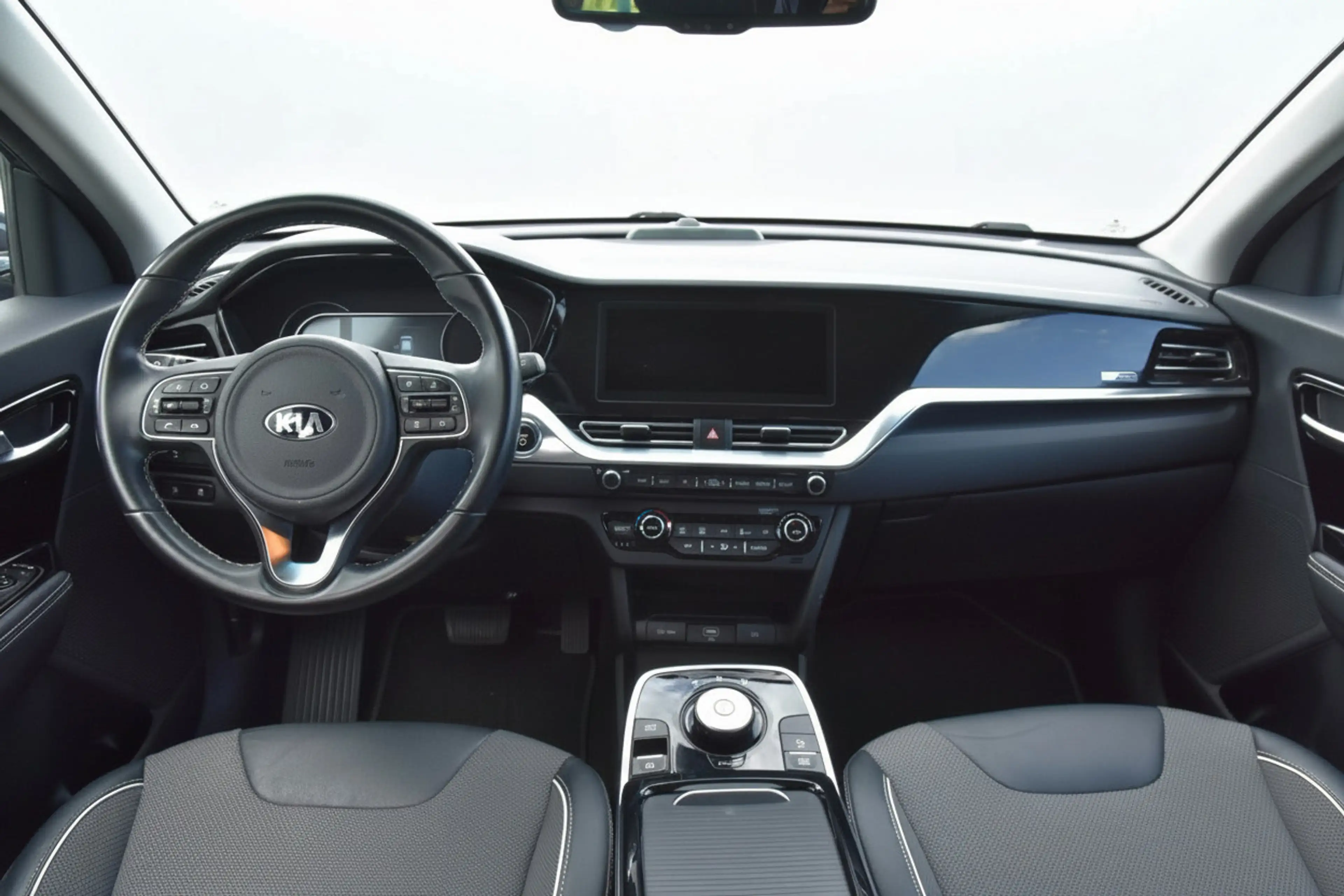Kia e-Niro DynamicLine 39 kWh | SOH 100% — photo 11