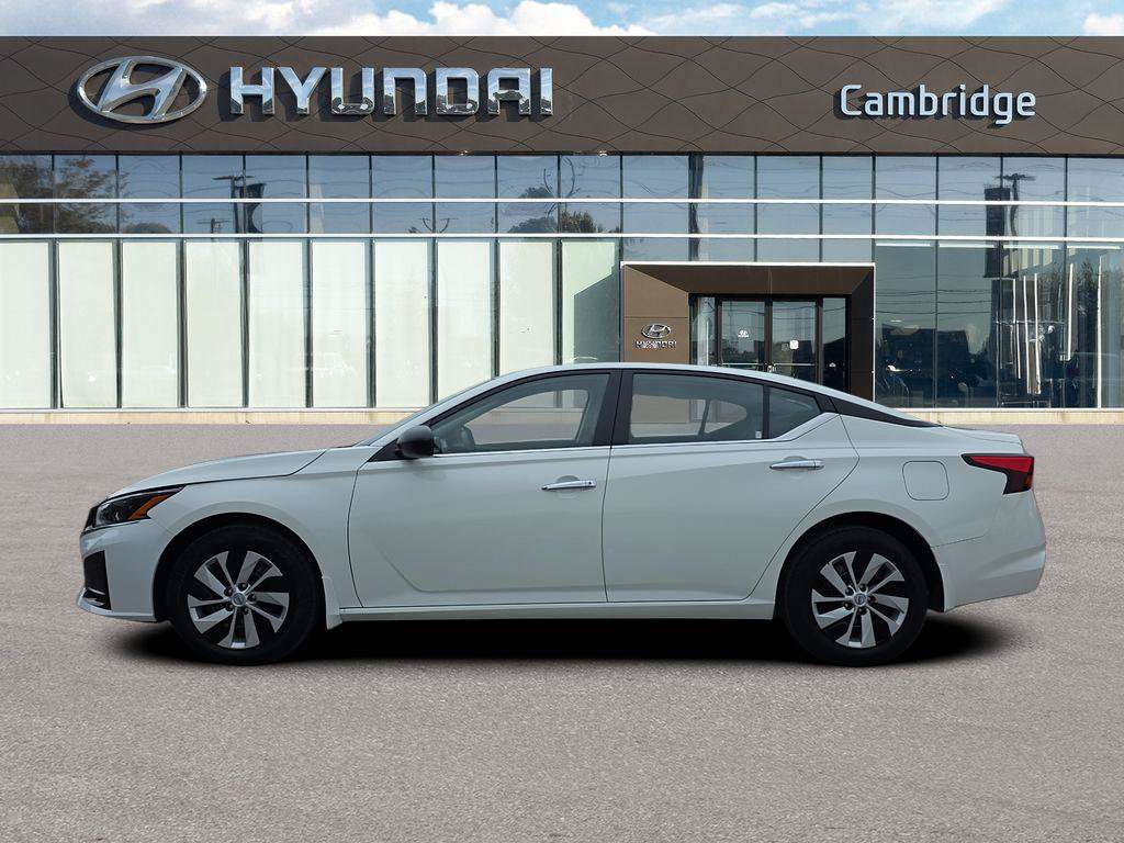 2024 Nissan Altima