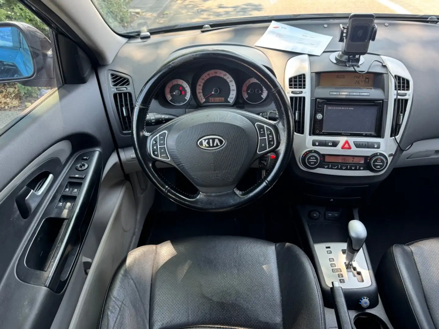 Kia Ceed / cee'd SW 2.0 X-clusive LPG AUT LEER CLIMA TREKHAAK NAP A Noir - 2