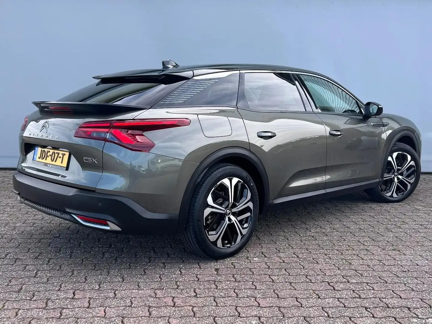 Citroen C5 X 1.6 Hybrid | Shine | SOH 96,25 % | Panoramadak | M Gris - 2