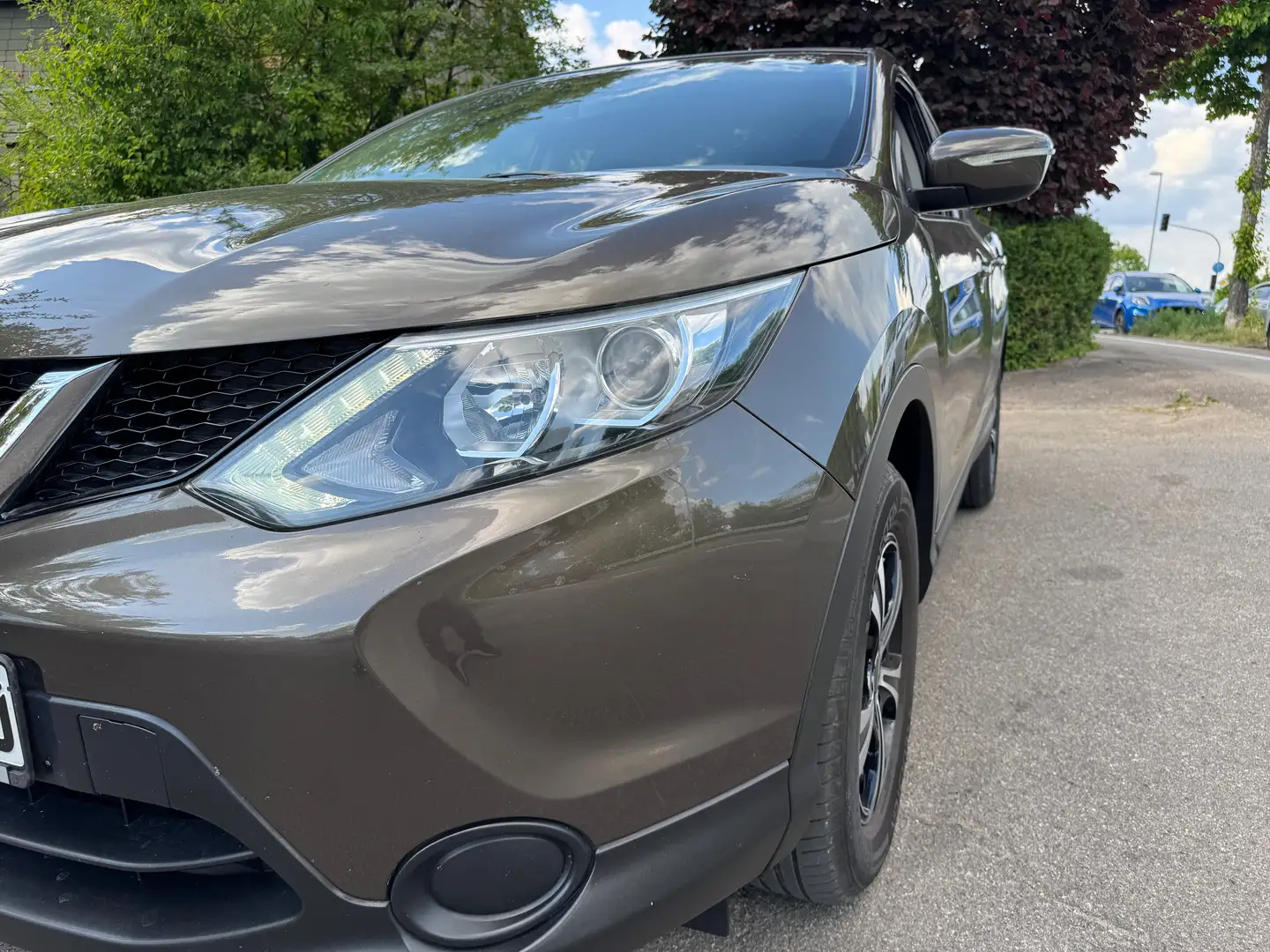 Nissan Qashqai Visia Brun - 1