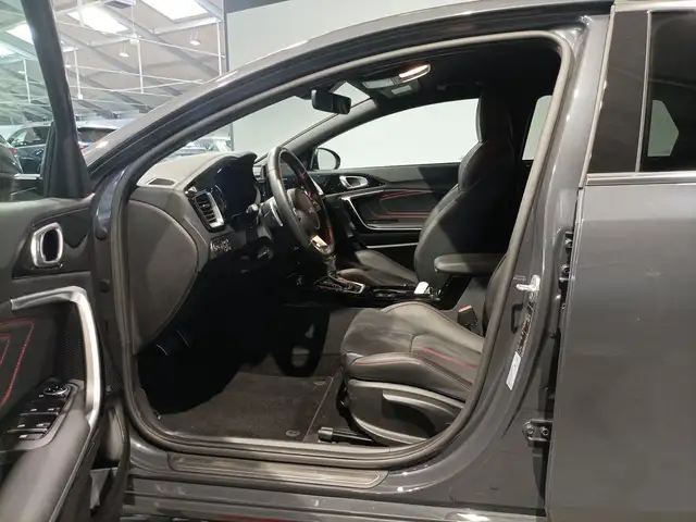 Kia Proceed view 8