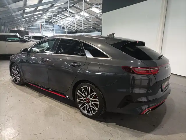 Kia Proceed view 4