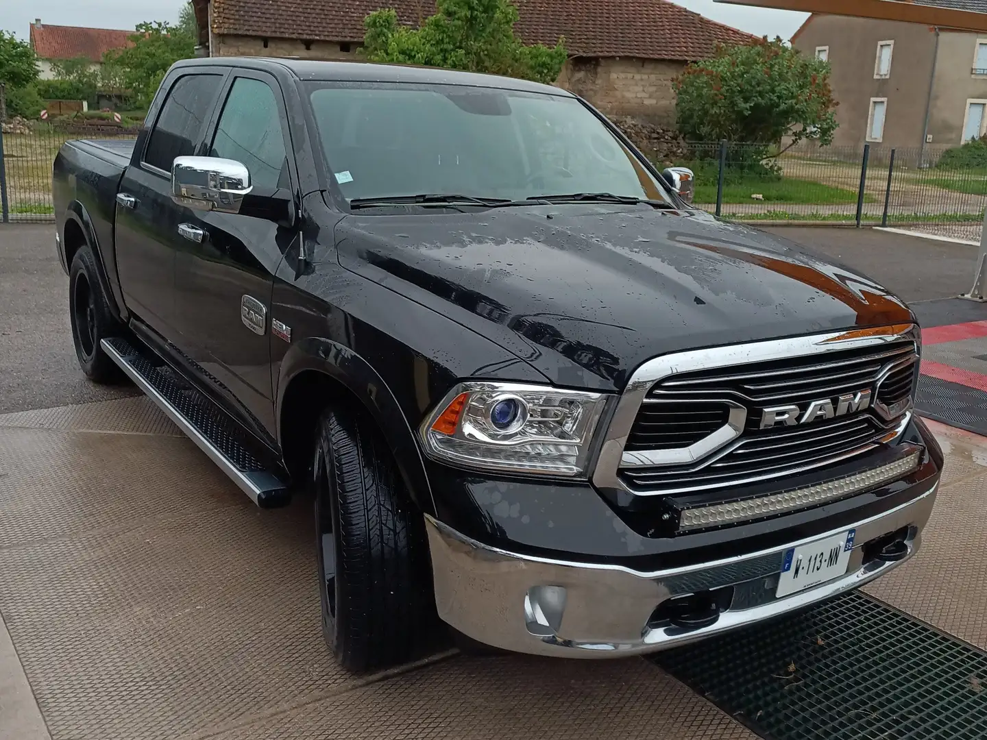 Dodge RAM LongHorn LARAMIE Noir - 1