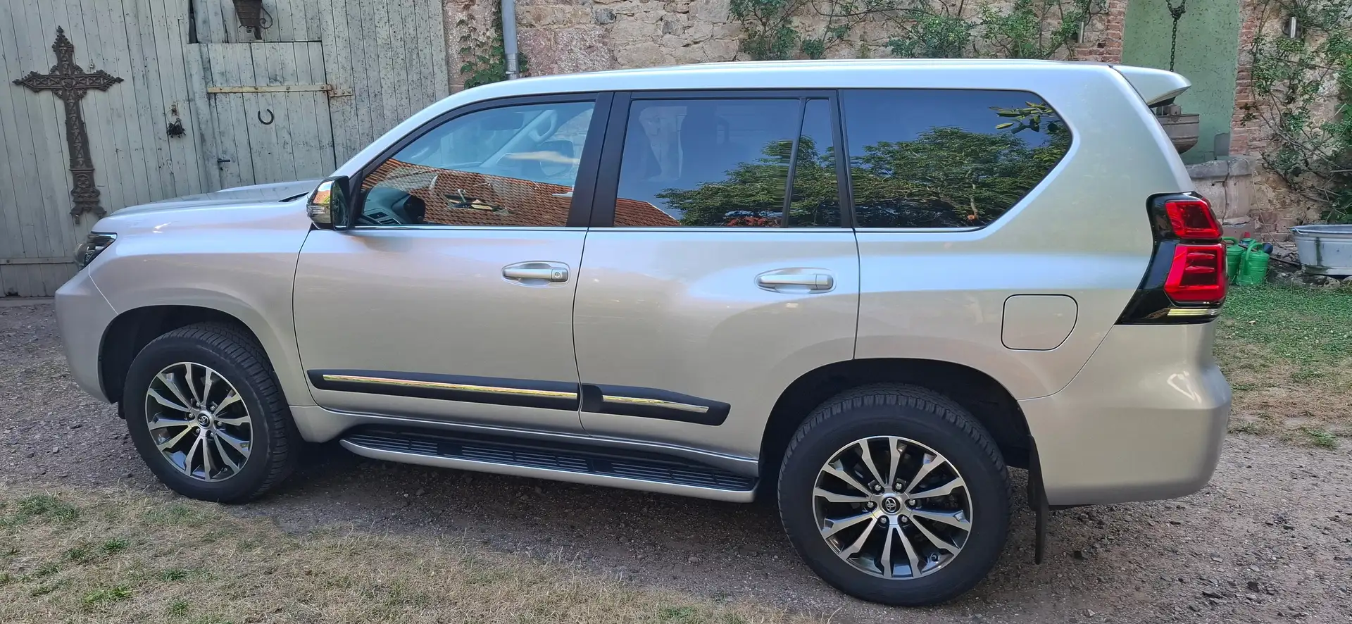 Toyota Land Cruiser 2.8 D-4D AUTOM. TEC-EDITION 1.HAND! NUR 21000 KM! Argent - 2