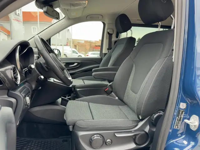 Mercedes-Benz V 220 d Lang RFK  6-Sitzer Ansicht 7