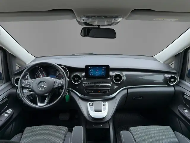 Mercedes-Benz V 220 d Lang RFK  6-Sitzer Ansicht 14