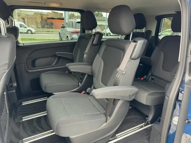 Mercedes-Benz V 220 d Lang RFK  6-Sitzer Ansicht 10