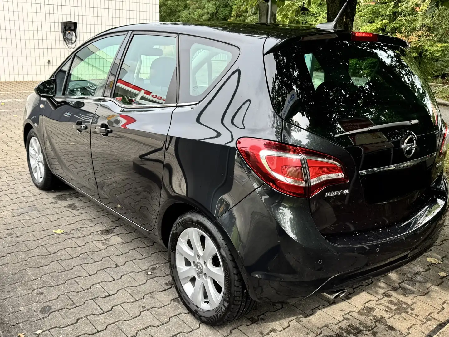 Opel Meriva 1.6 CDTI ecoflex Edition Schwarz - 2