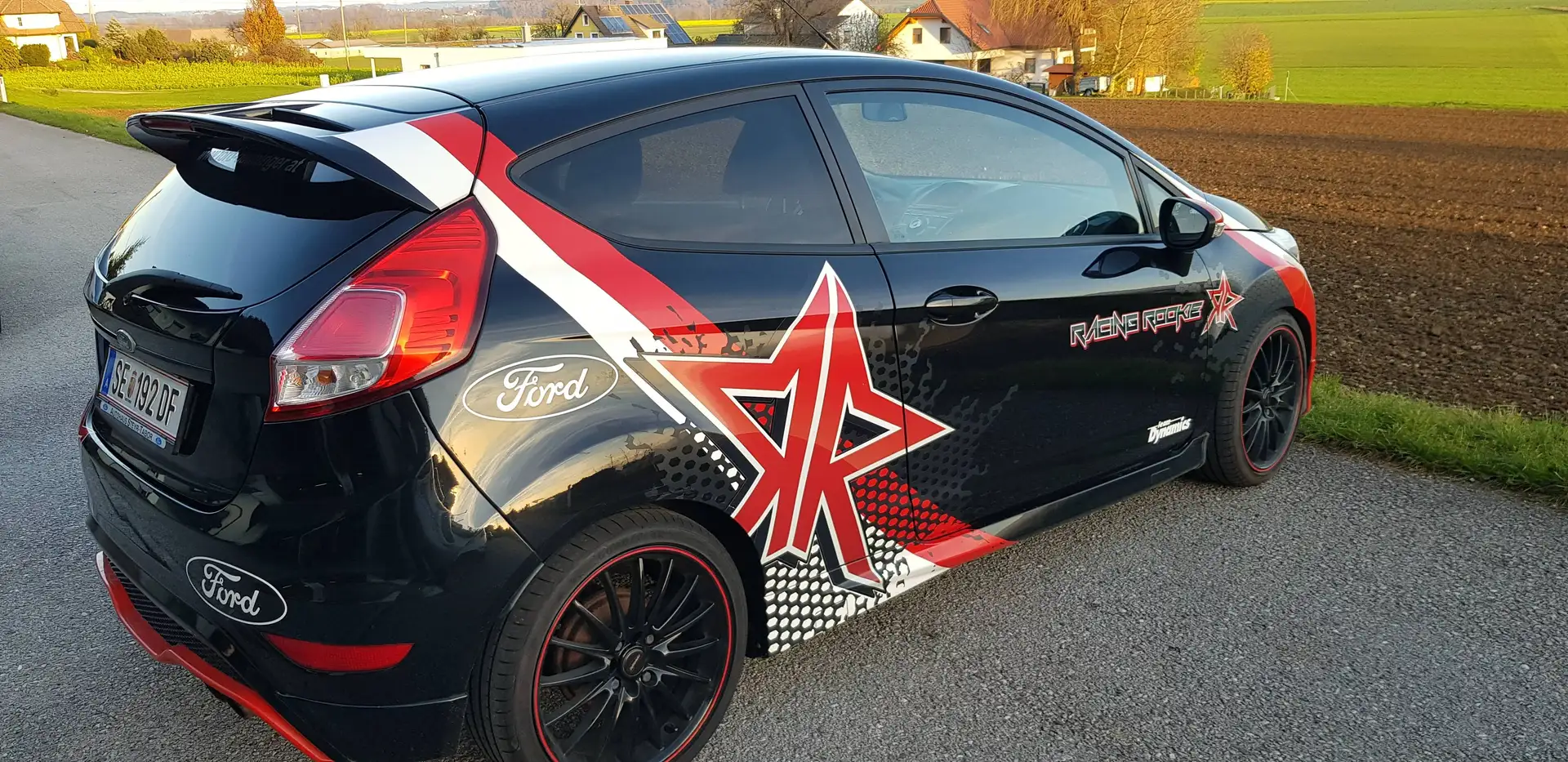 Ford Fiesta Fiesta Sport 1,0 EcoBoost Start/Stop Sport Start/Stop Schwarz - 2