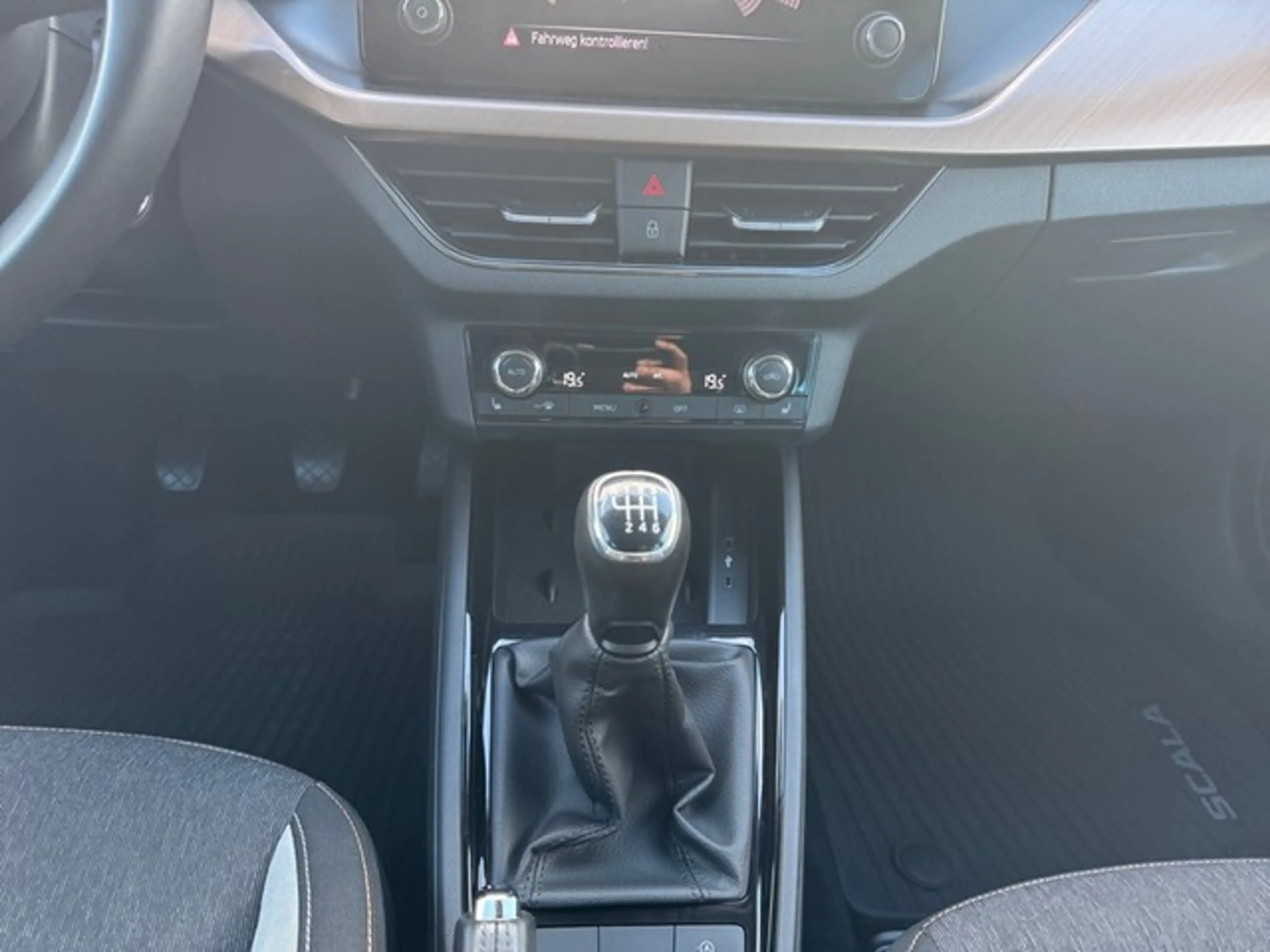 Skoda Scala 1.0TGI G-TEC Style+LED+SMARTLINK+EPH++ — photo 15