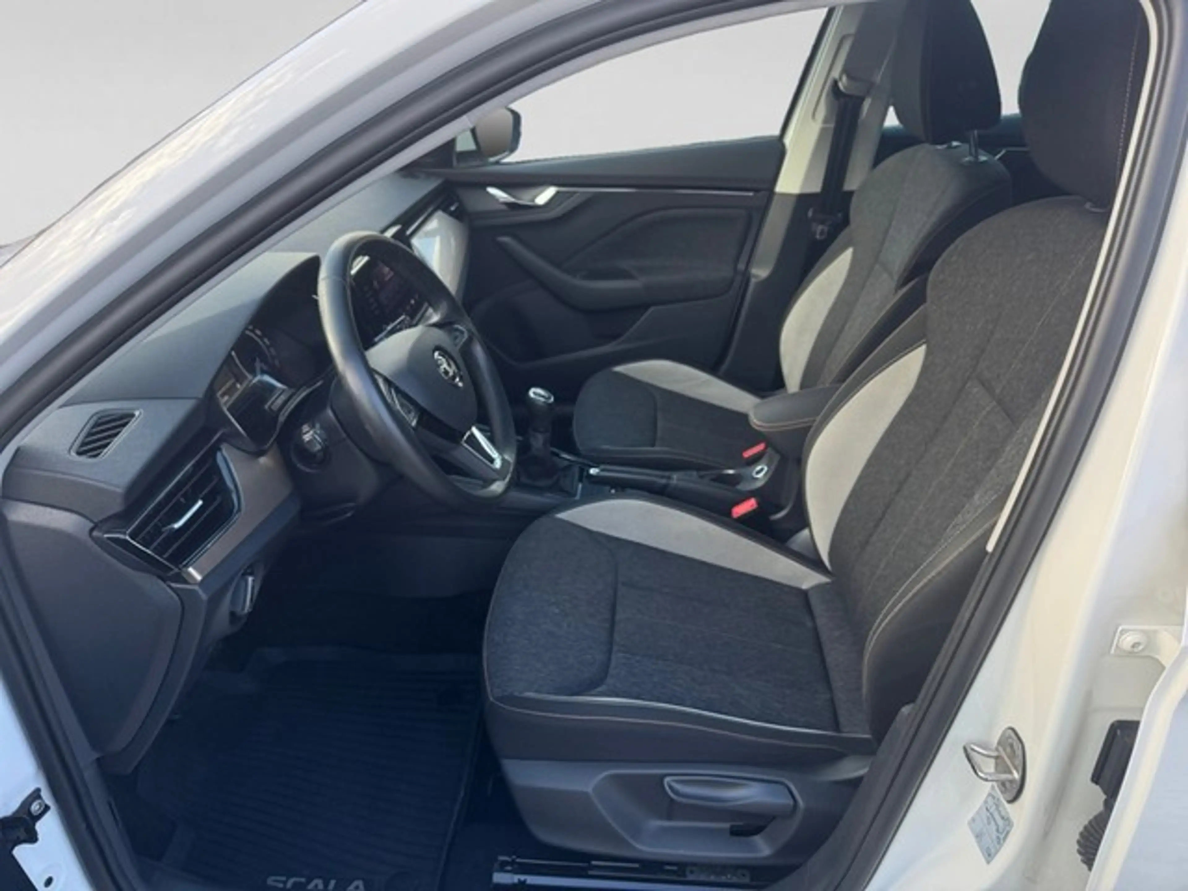 Skoda Scala 1.0TGI G-TEC Style+LED+SMARTLINK+EPH++ — photo 10