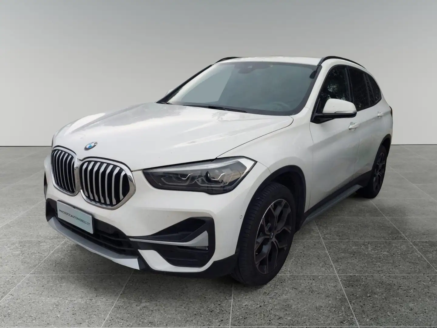 BMW X1 sDrive18d xLine Plus Bianco - 1