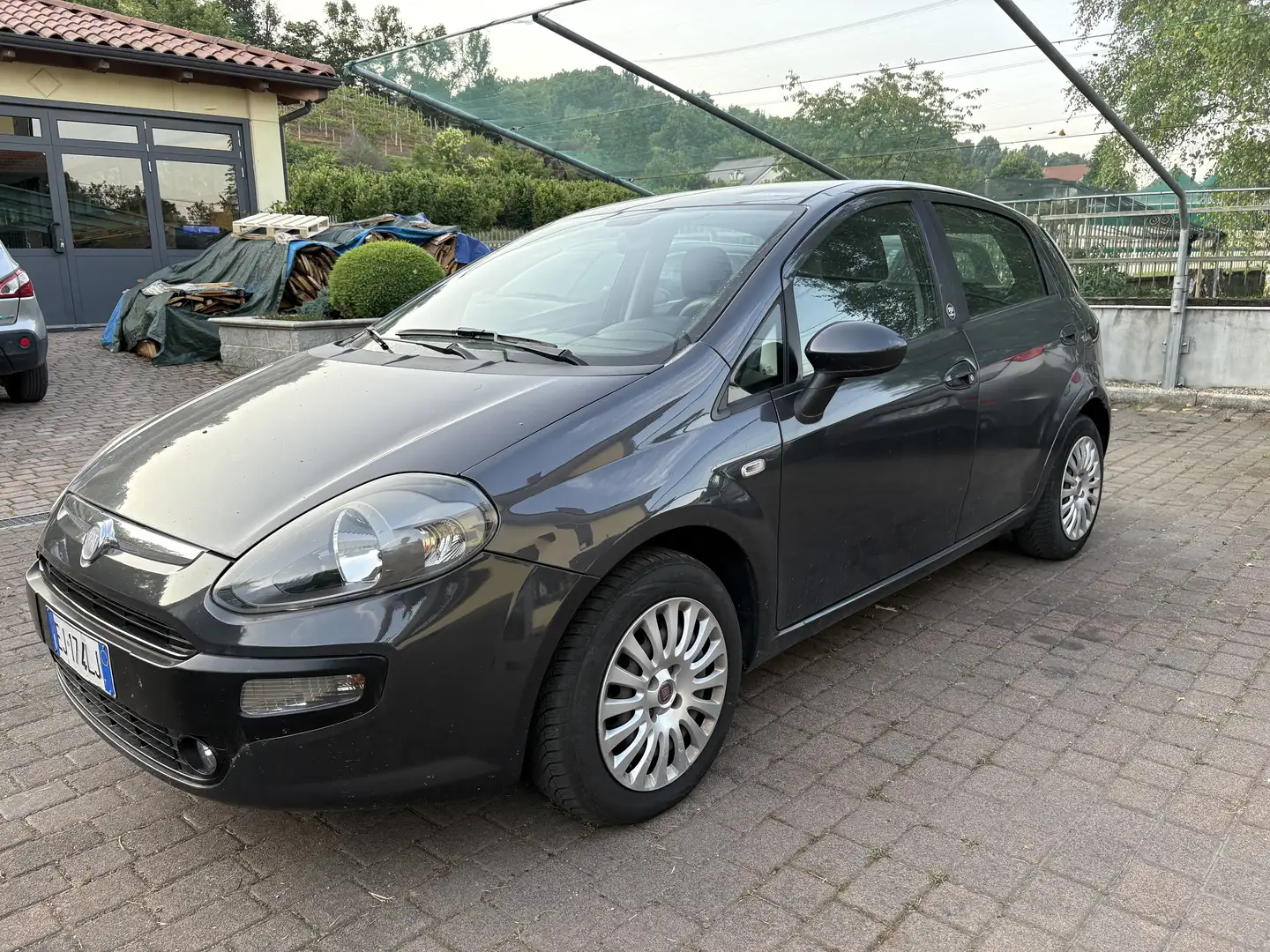 Fiat Punto Evo 5p 1.3 mjt  s&s 75cv CATENA NUOVA, GARANZIA Grigio - 1
