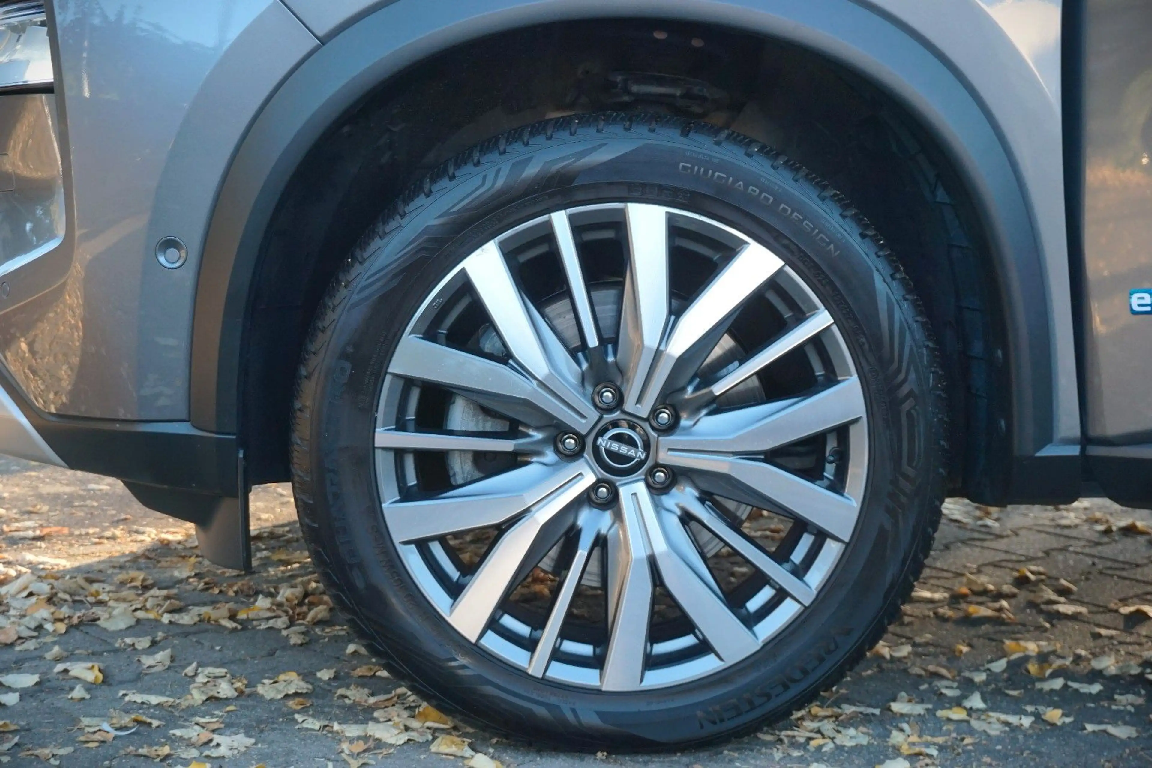 Nissan X-Trail e-Power e-4orce Tekna / Pano./ HUD / B — photo 7