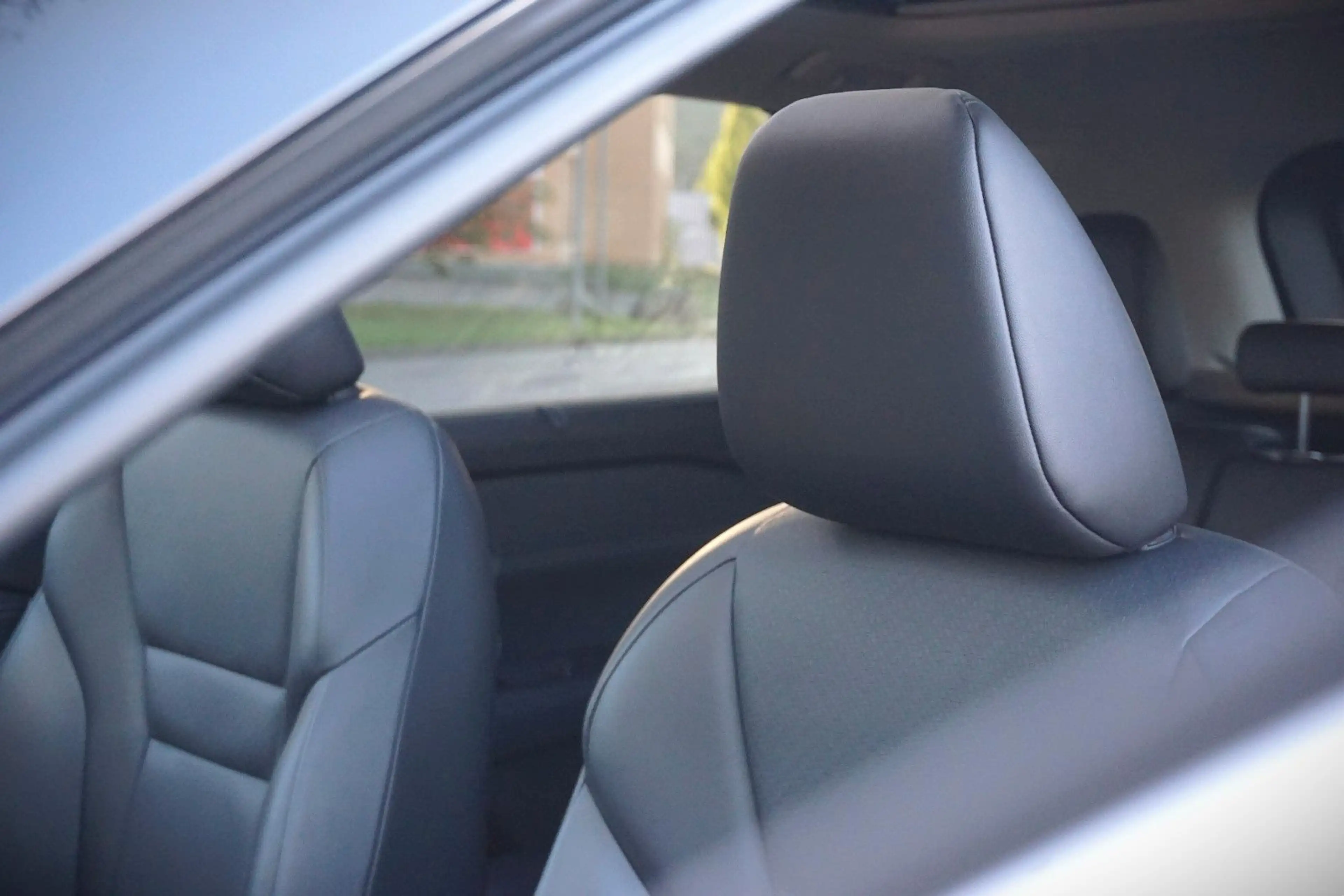 Nissan X-Trail e-Power e-4orce Tekna / Pano./ HUD / B — photo 11