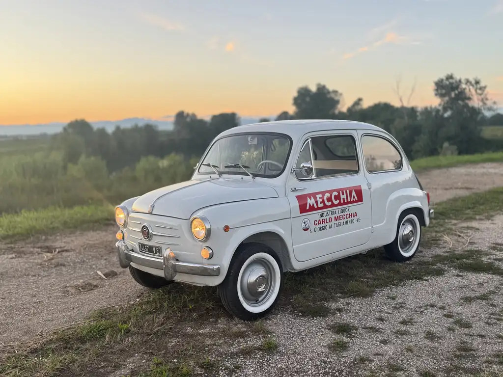 Fiat 600 1963 из Европы — купить под ключ