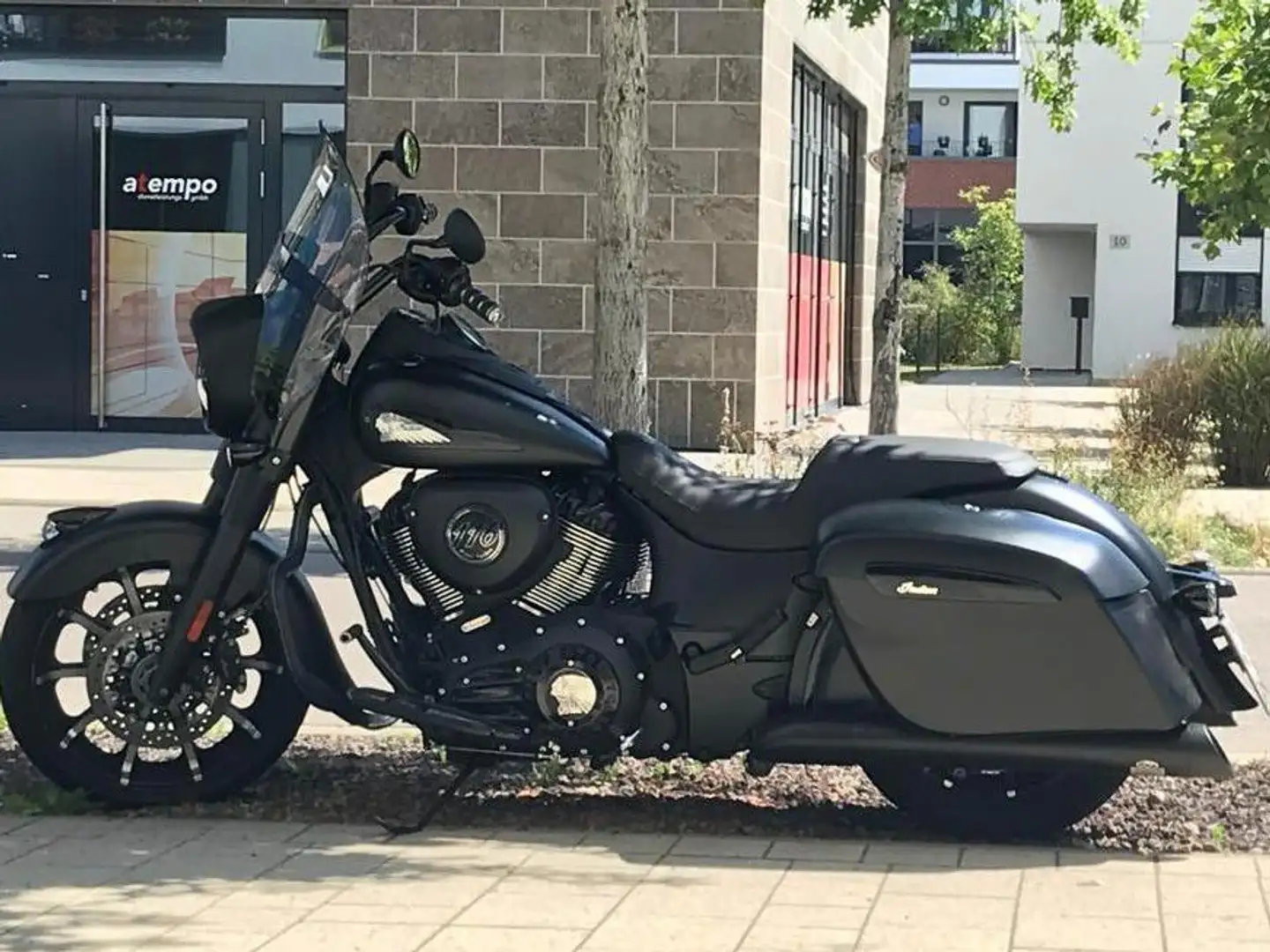 Indian Springfield Dark Horse Czarny - 1