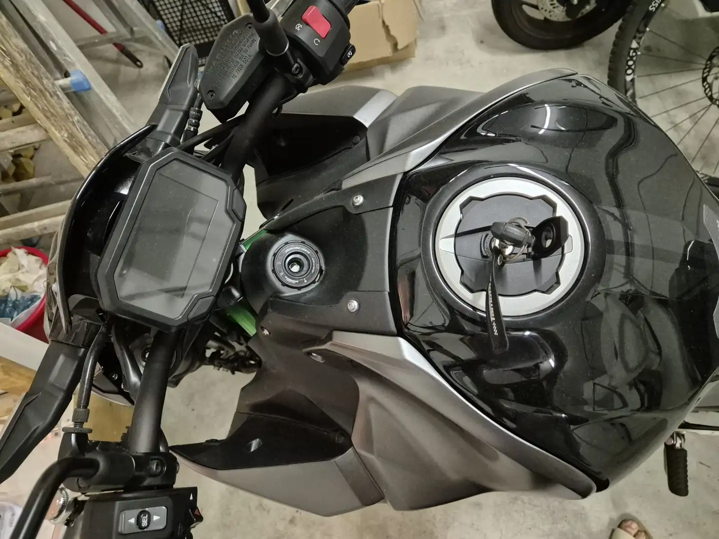 Kawasaki Z 900 ZR900PA2 E2 Verde - 1