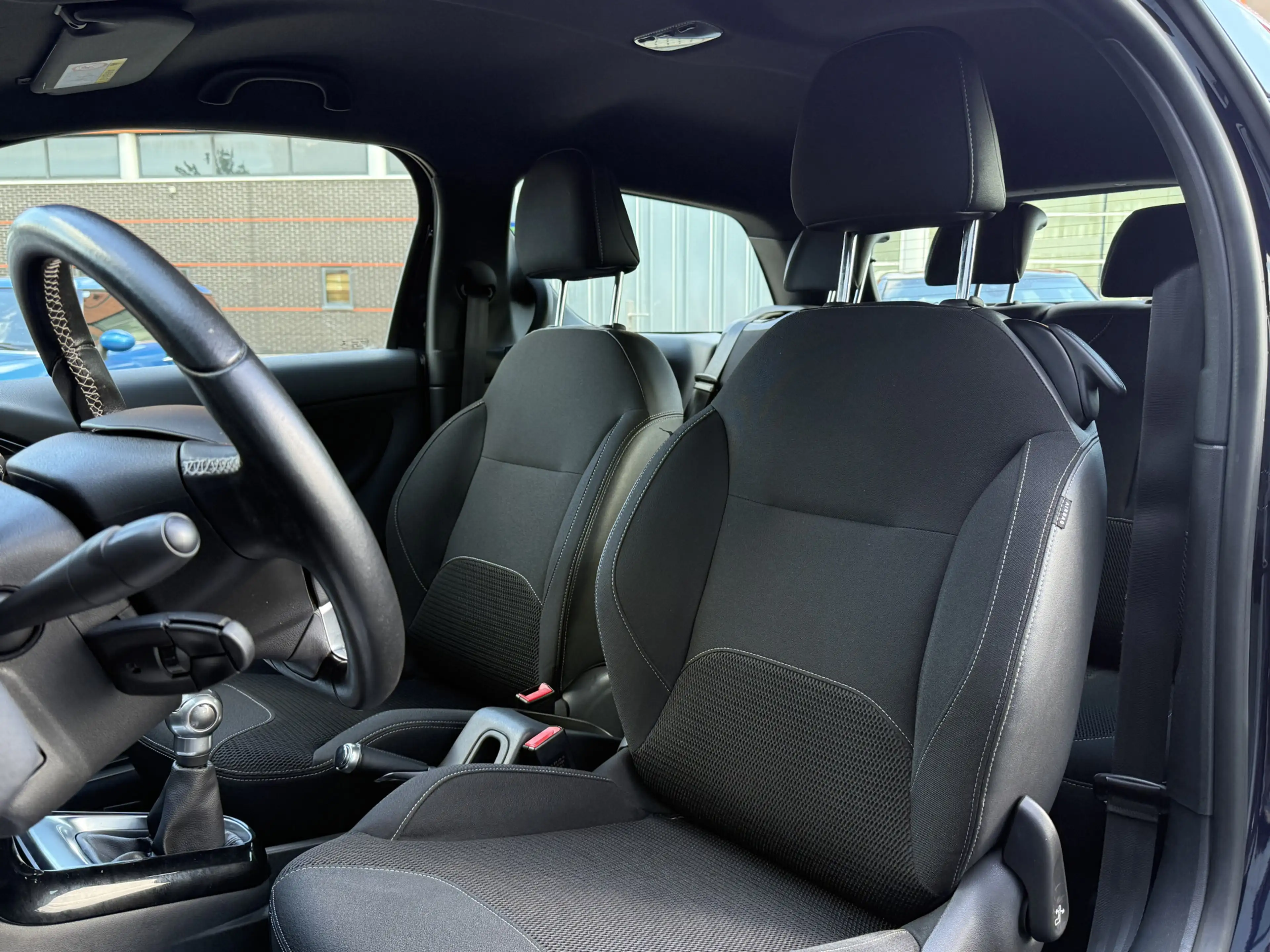 DS Automobiles DS 3 BWJ 2017 1.2 PureTech 82 PK So Chic AIRCO | CRUISE — photo 5