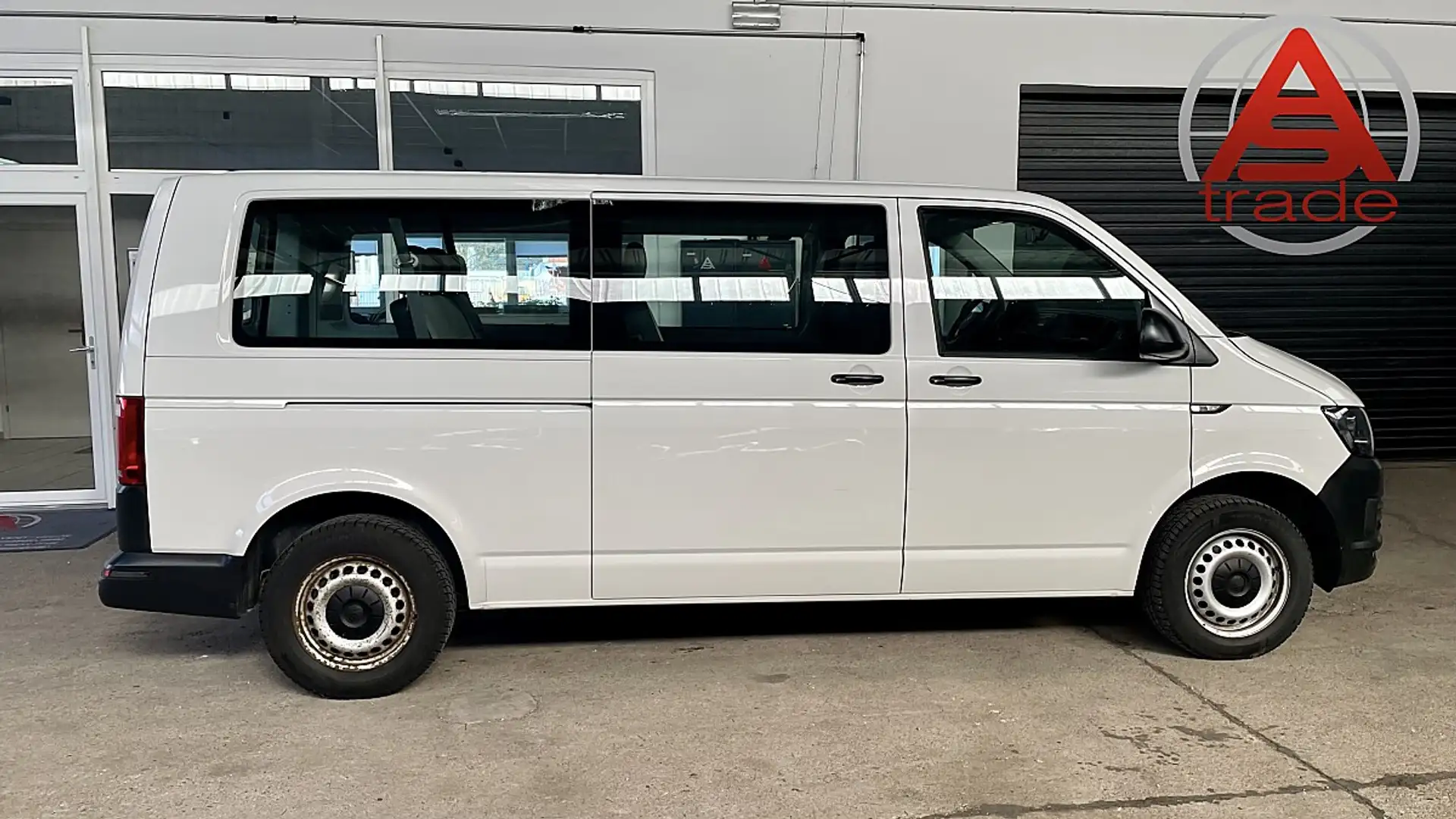 Volkswagen T6 Kombi LR 2,0 TDI 9 Sitzer/Lang/AHK/1.Besitz Weiß - 1