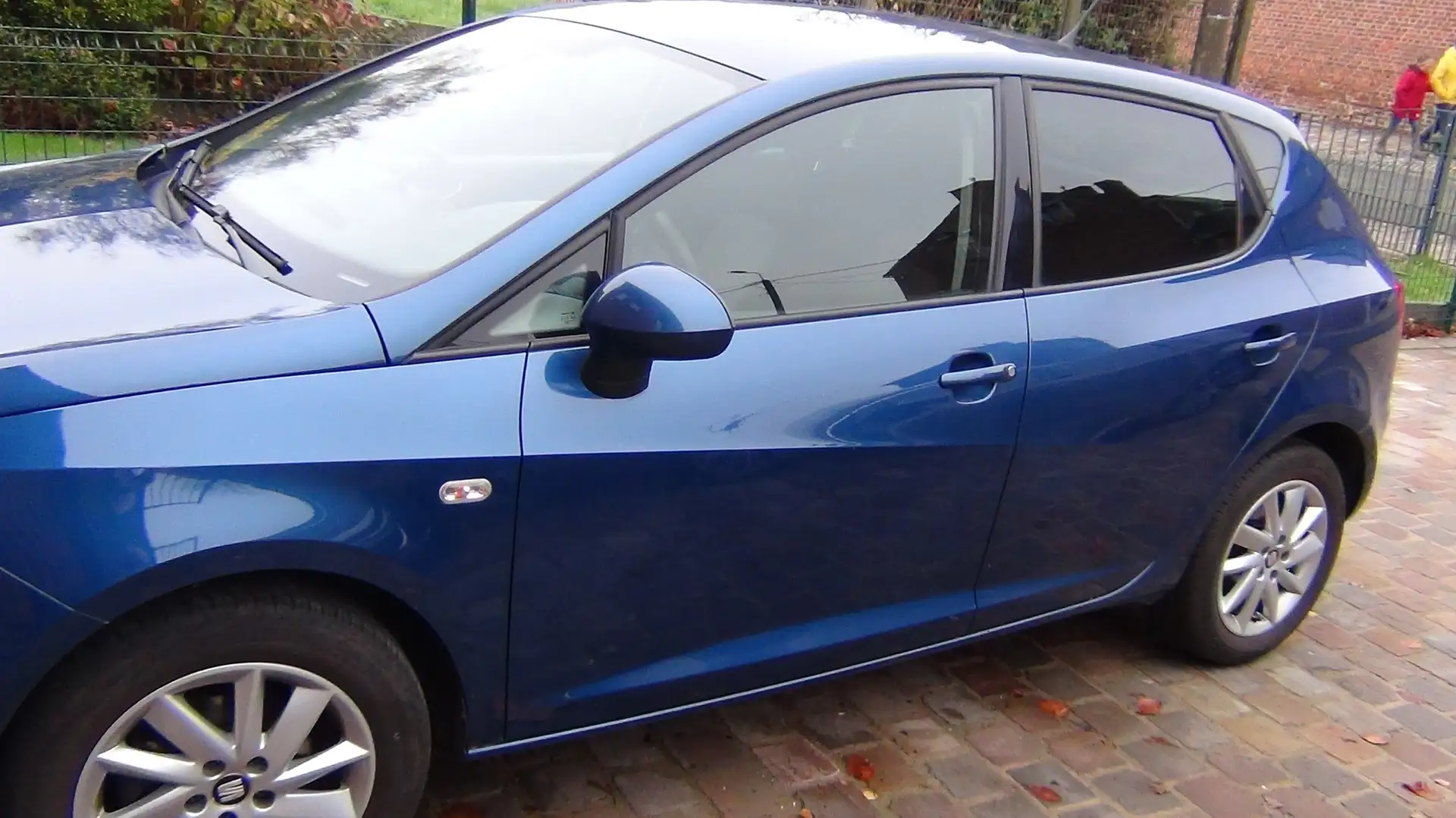 SEAT Ibiza Ibiza 1.4i Style Bleu - 2