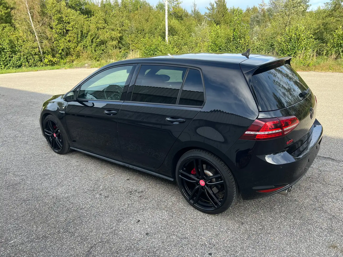 Volkswagen Golf GTD Golf GTD 2,0 TDI DSG GTD Schwarz - 2