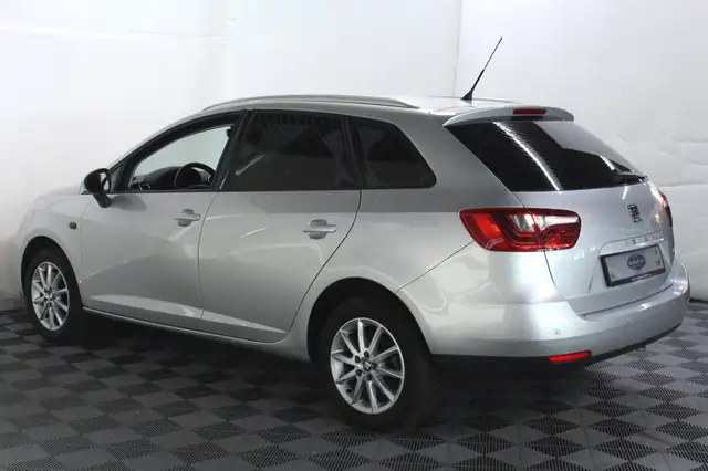 Seat Ibiza view 8
