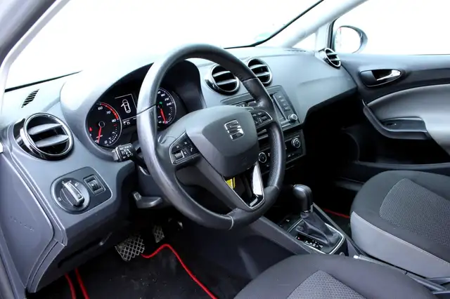 Seat Ibiza view 10