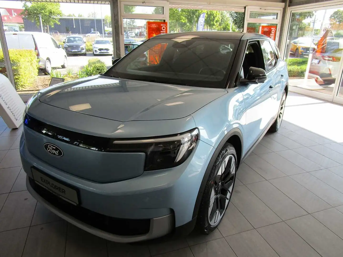 Ford Explorer Extended Range RWD 77kWh/AHK/Pano/21'LMF Blau - 2