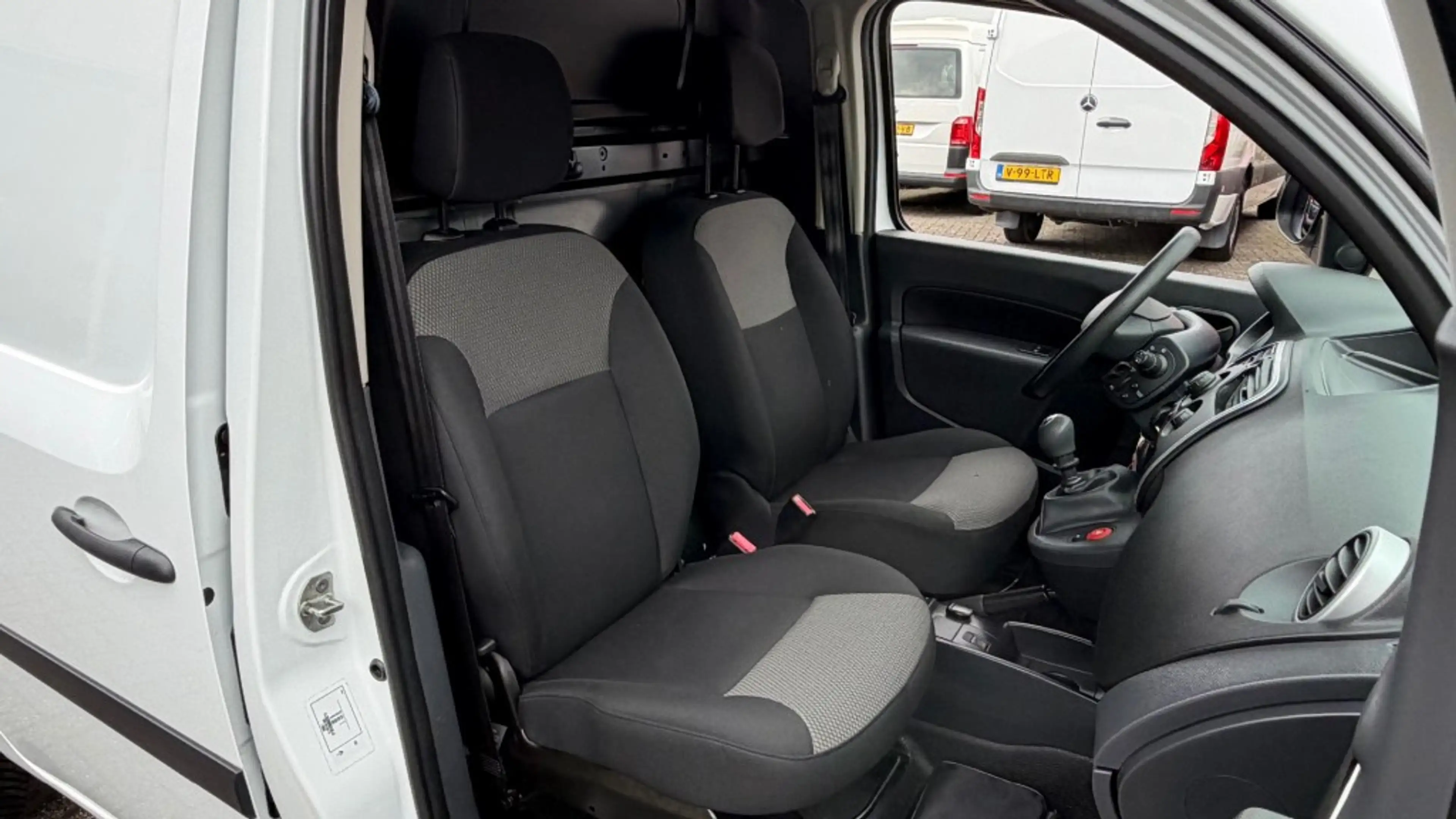 Renault Kangoo 1.5 DCI 59KW 80PK EURO 6 AIRCO/ NAVIGATIE/ TREKHAA — photo 6