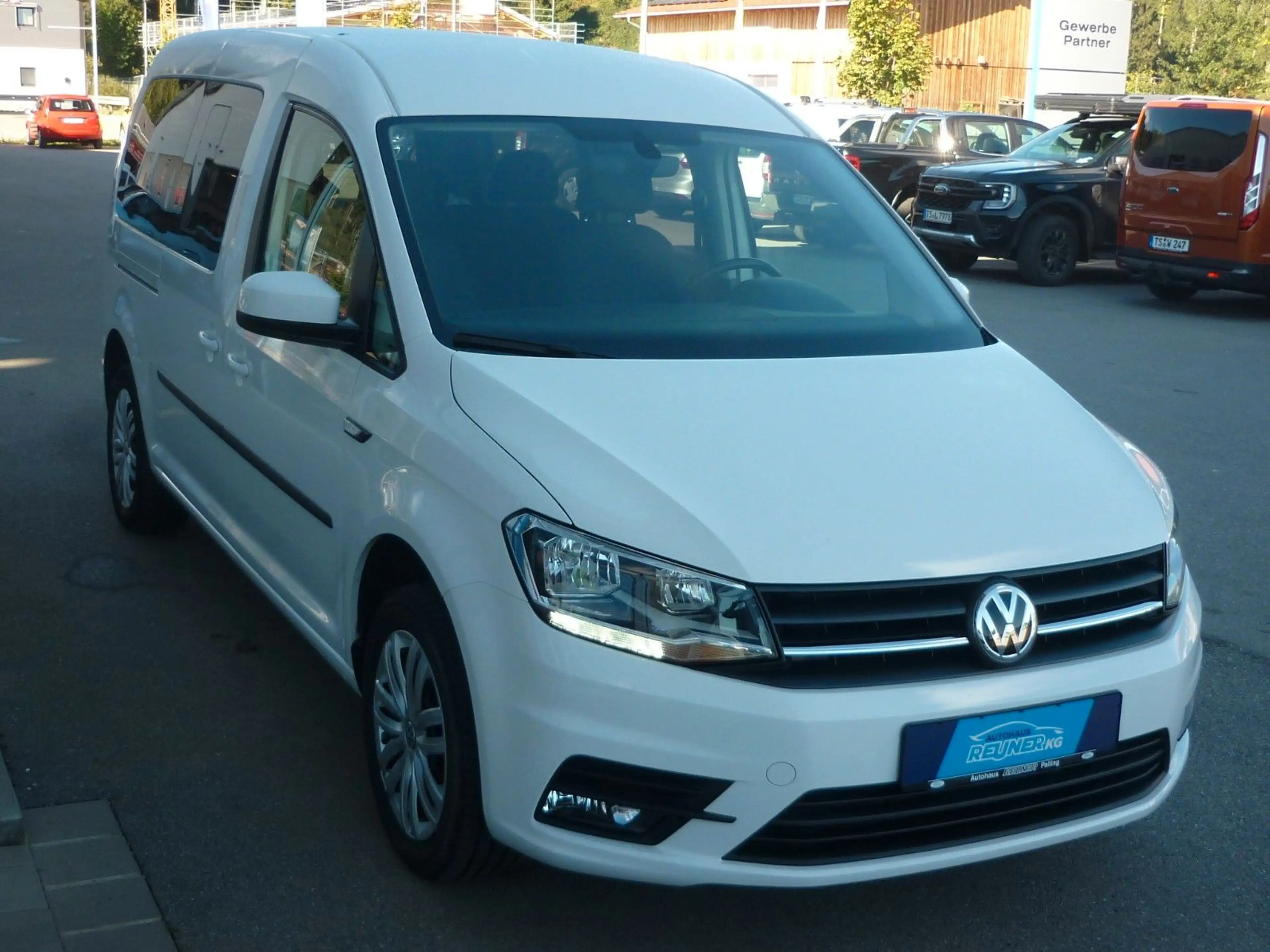 Volkswagen Caddy PKW Maxi Trendline BMT — photo 4
