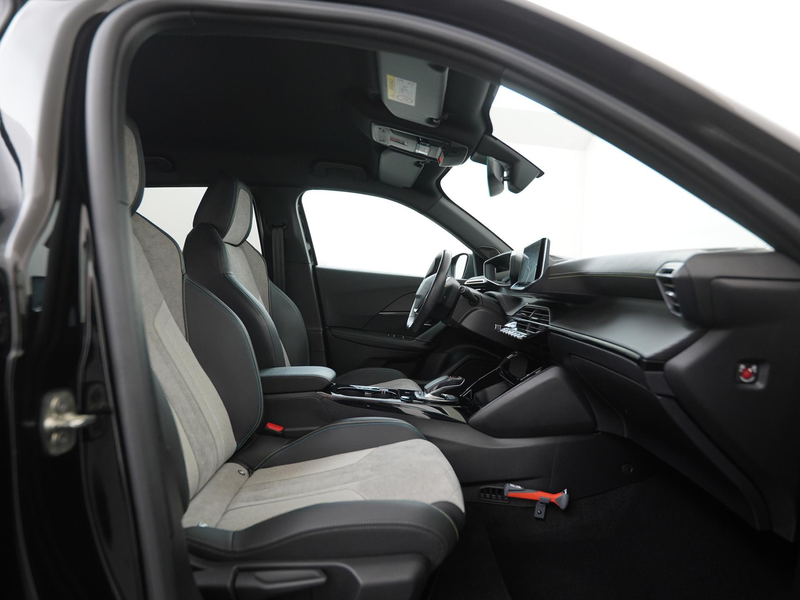 Peugeot e-2008 EV GT Pack 50 kWh 3 Fase | 360 Camera | Stoelverwa — photo 3