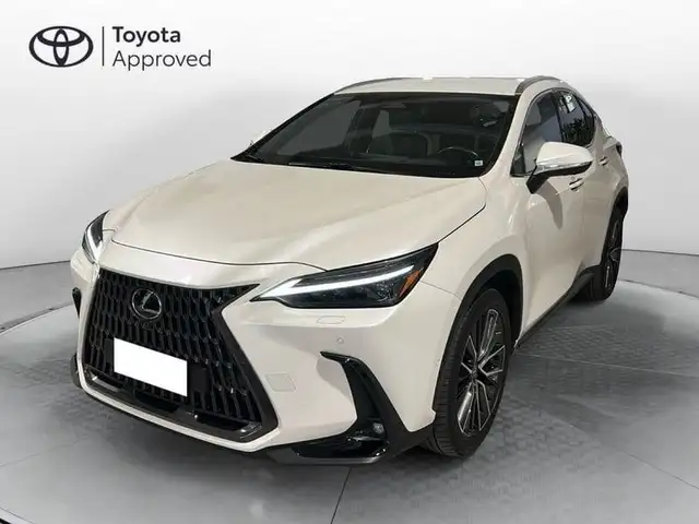 Lexus NX 200t 2.5 plug-in Luxury 4wd e-cvt