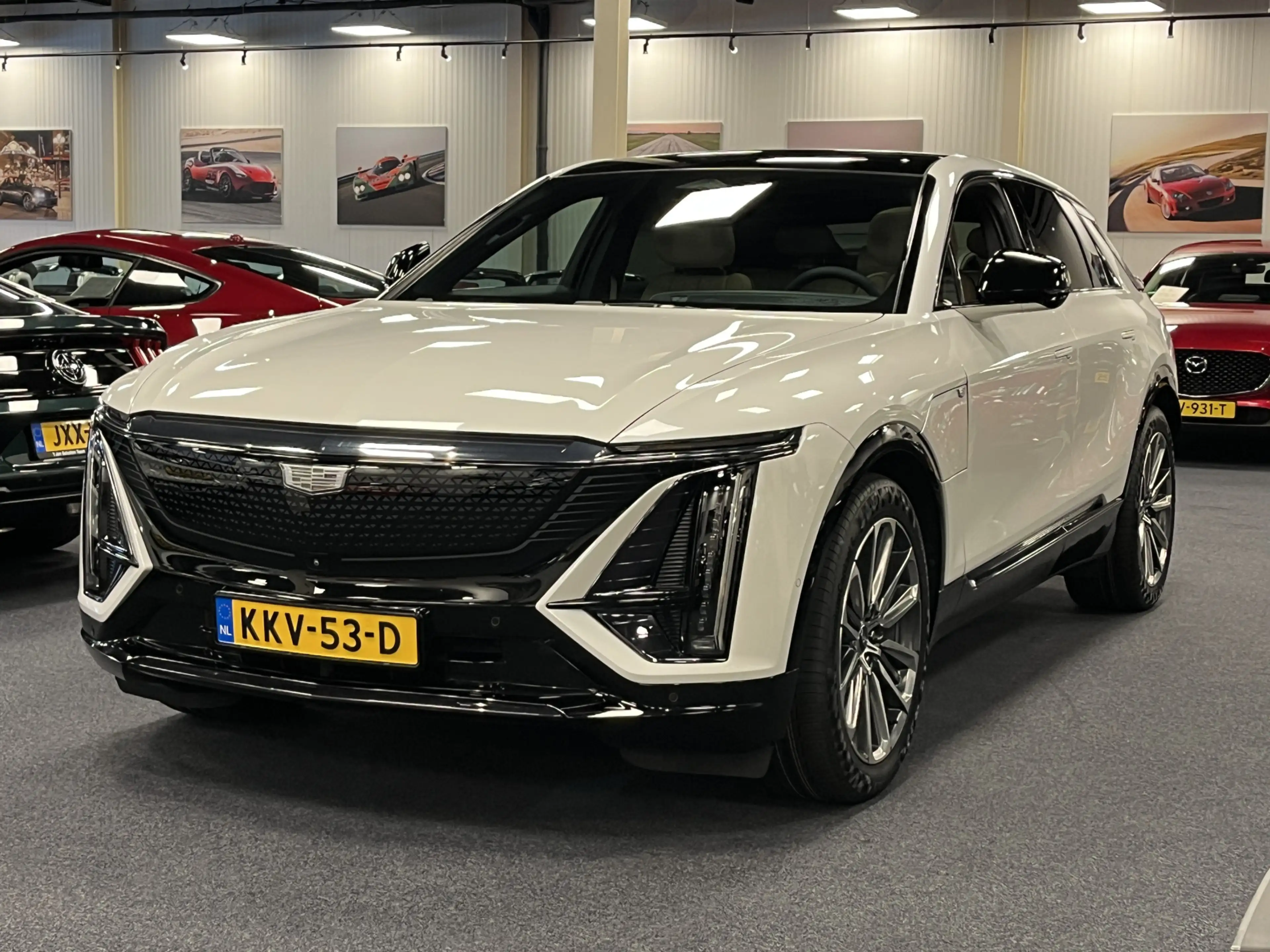 Cadillac Lyriq Sport 600 E4 AWD Extended Range (530km) — photo 8