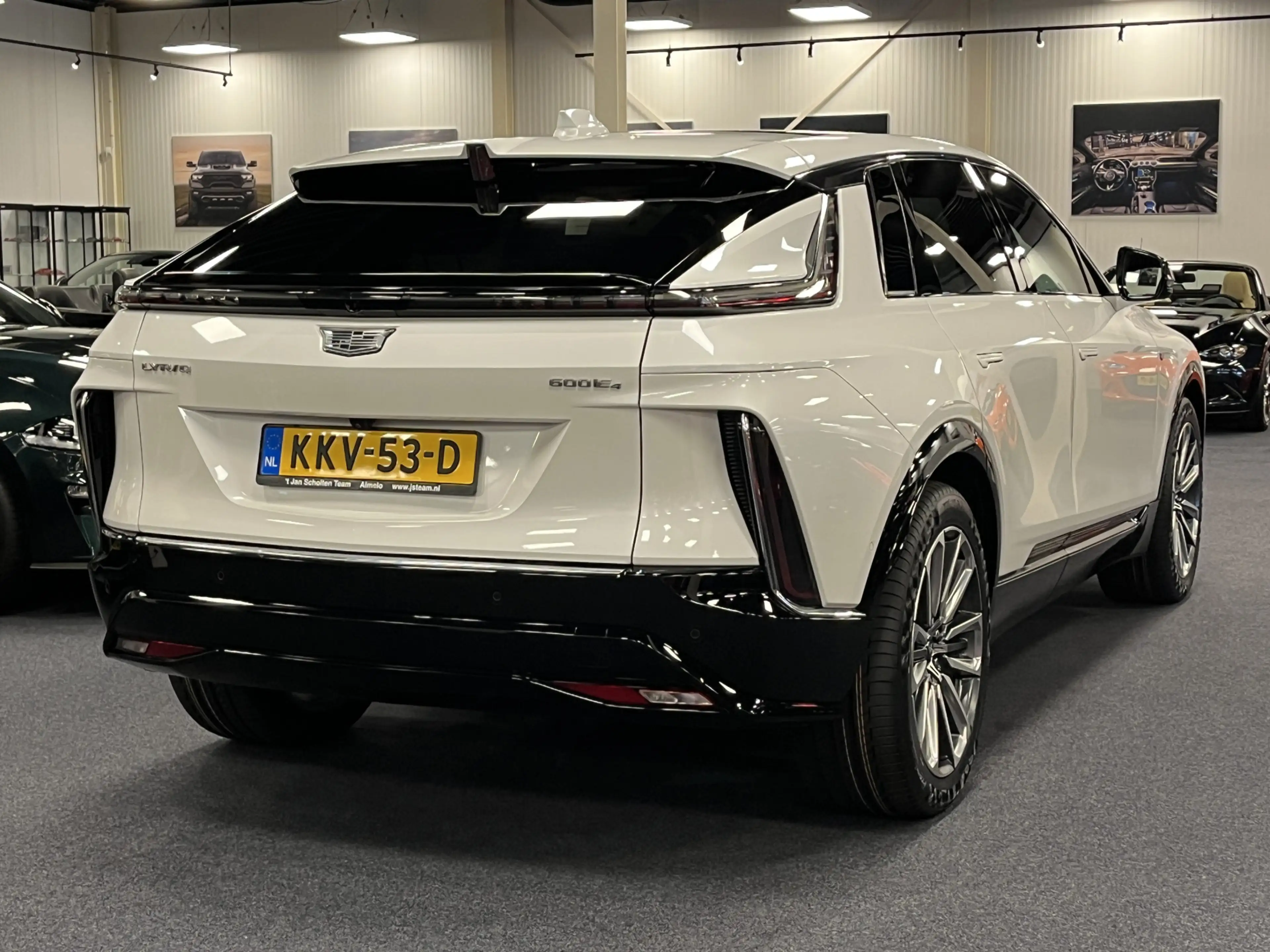 Cadillac Lyriq Sport 600 E4 AWD Extended Range (530km) — photo 14