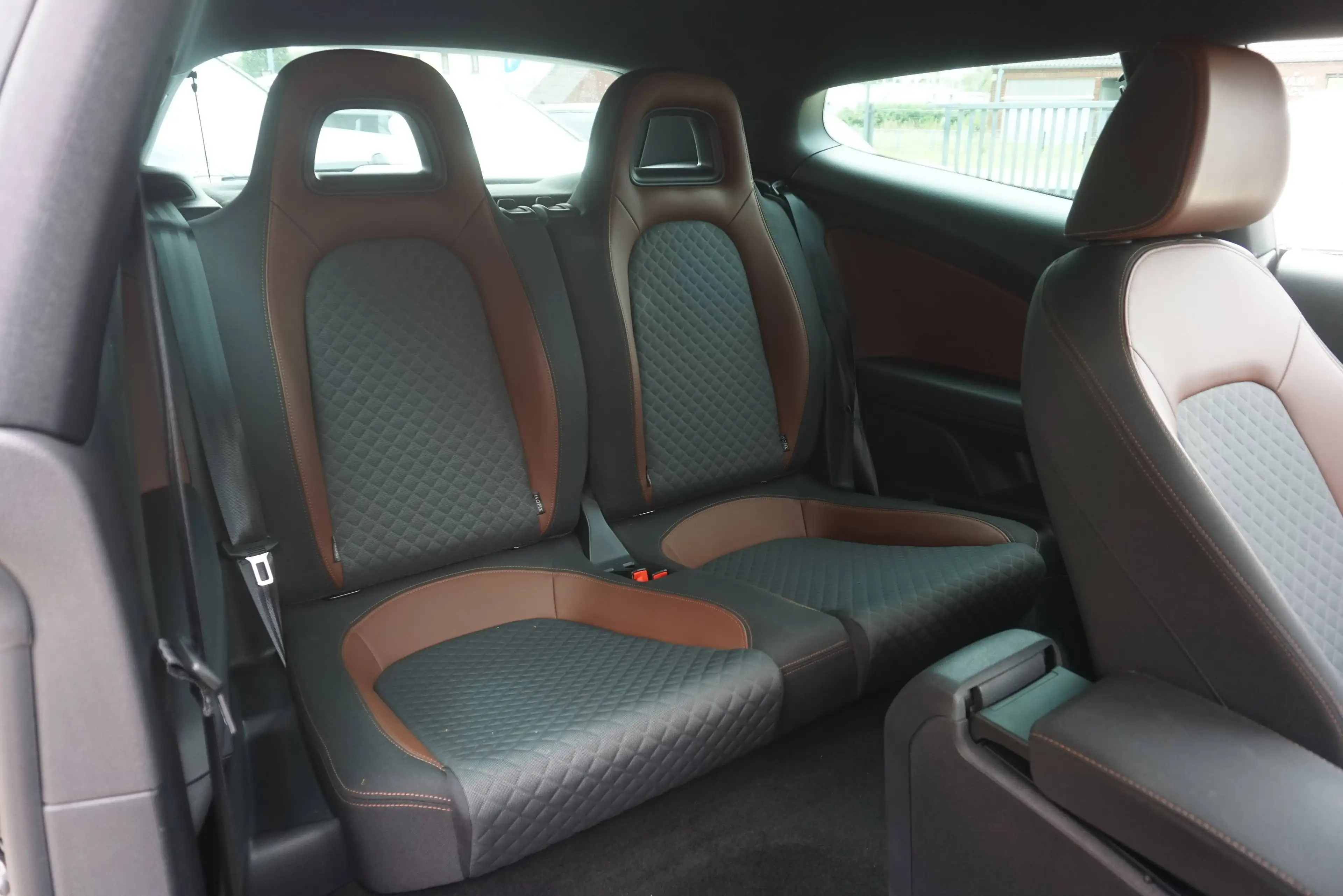 Volkswagen Scirocco 2.0 TSI R-Line ALLSTAR BI-XENON PDC NAVI DYNAUDIO CARNET COMPLET — photo 15