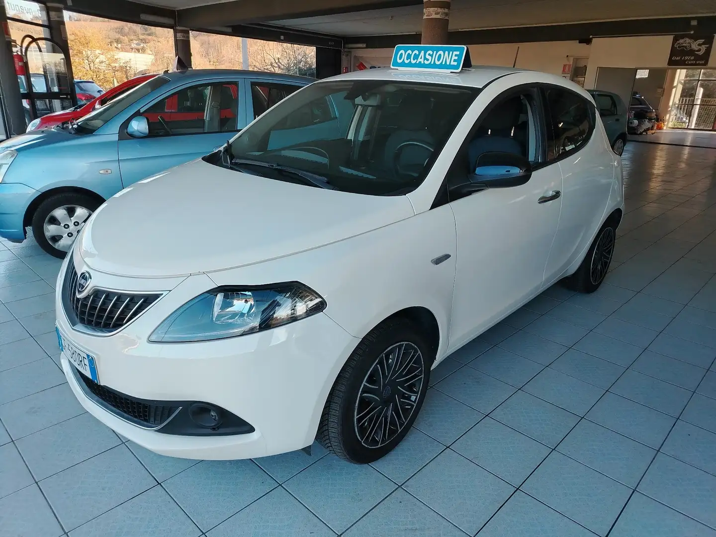 Lancia Ypsilon Ypsilon 1.0 hybrid promo black days Blanc - 1