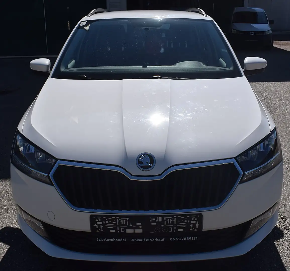 Skoda Fabia Combi Active 1,0 TSI Weiß - 2