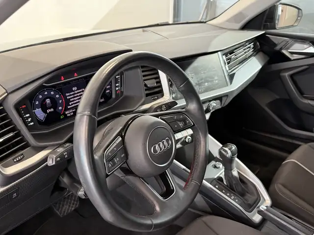 Audi A1 view 5