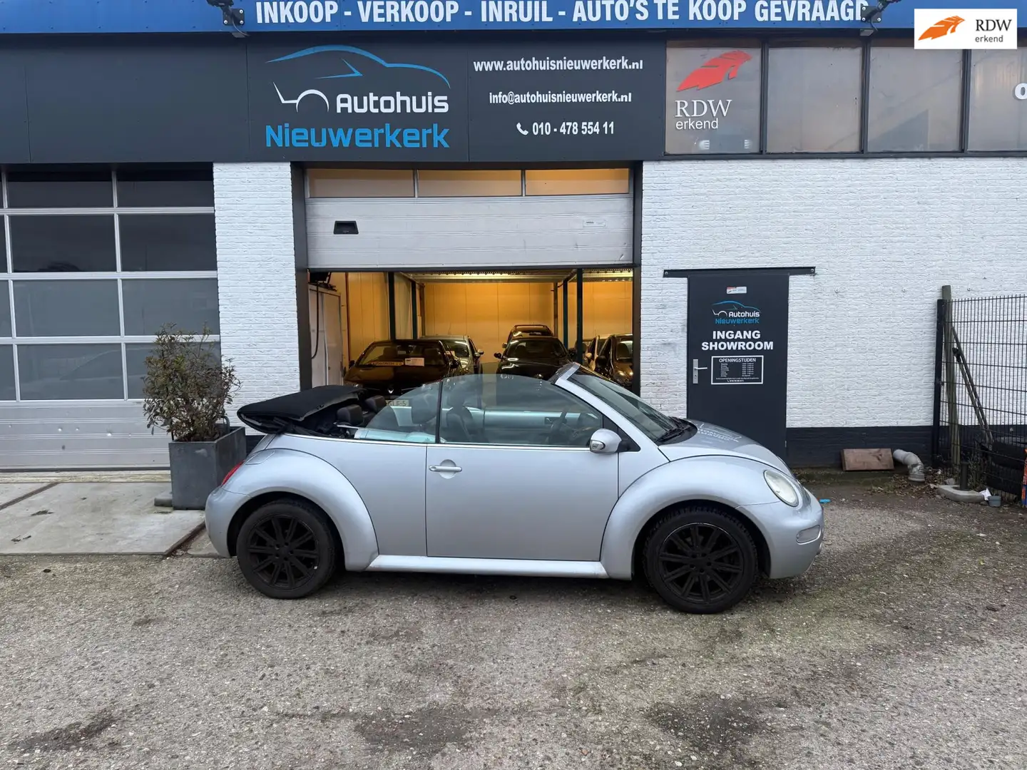 Volkswagen New Beetle Cabriolet 1.4 Highline-Cabrio-met Airco, Lederen i Grijs - 1