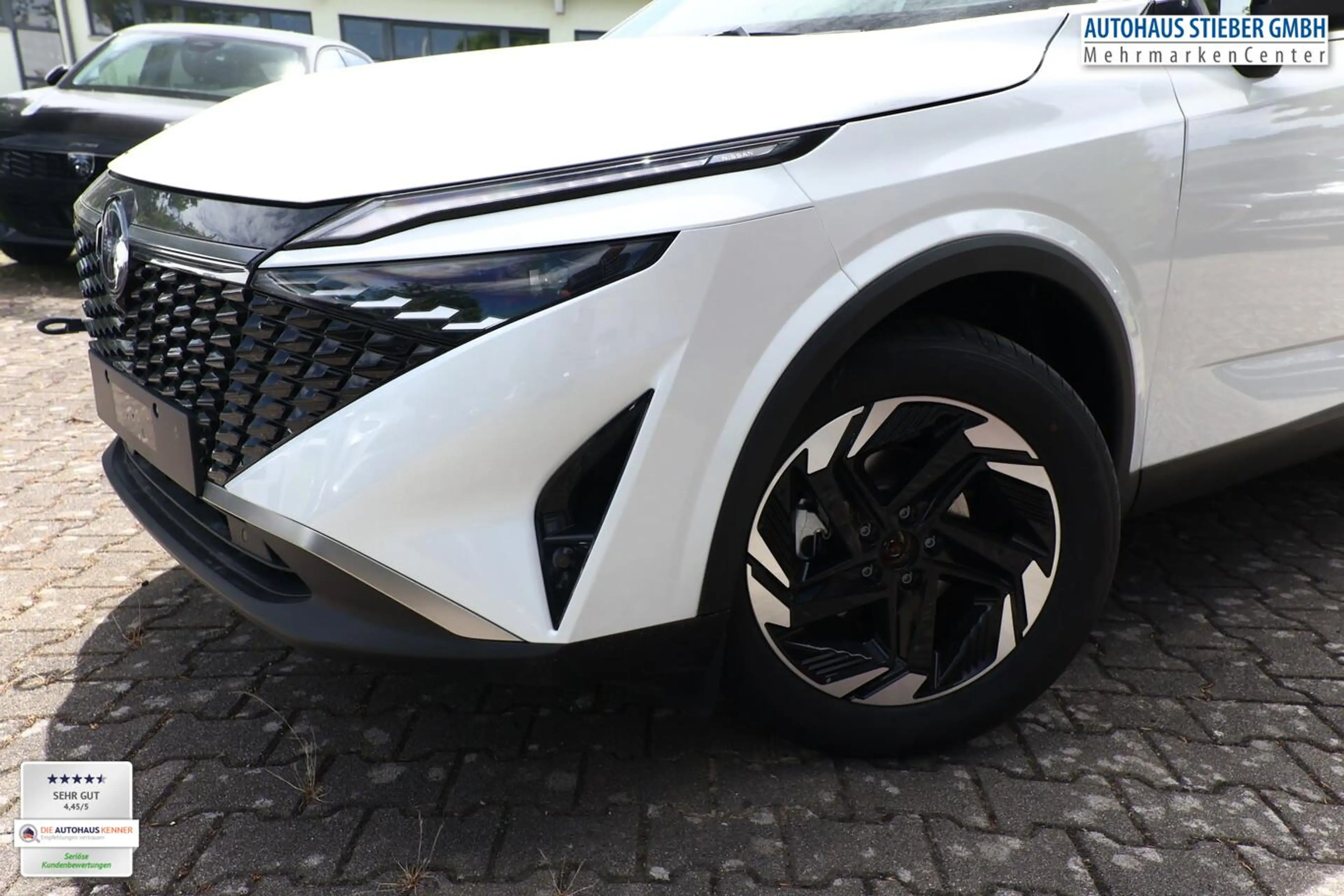Nissan Qashqai N-Connecta AWD Pano 360° ACC SHZ Nav LED 116 kW... — photo 5
