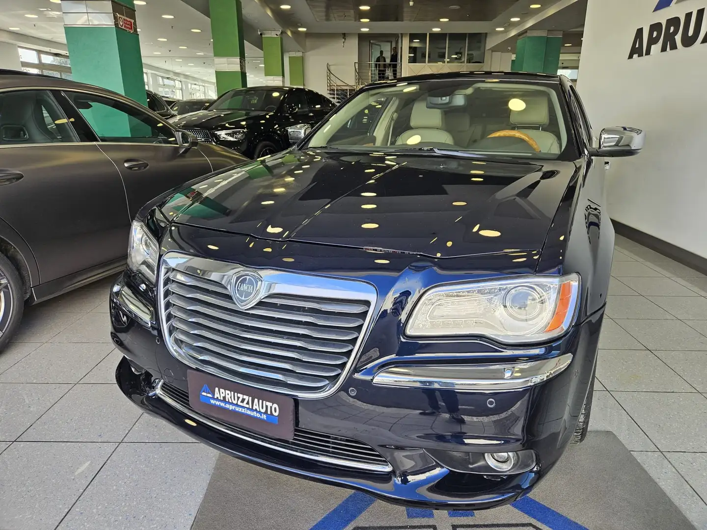 Lancia Thema Thema 2011 3.0 V6 mjt II Platinum 239cv auto Blauw - 2