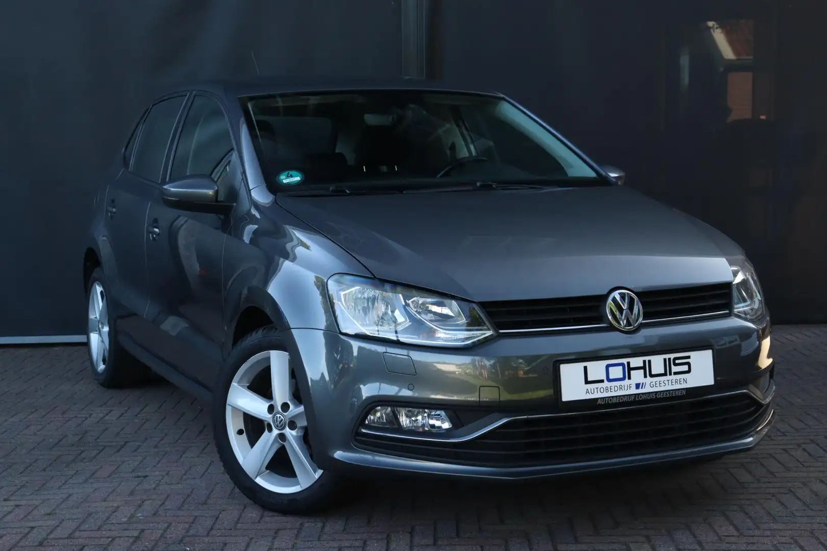 Volkswagen Polo 1.0 Comfortline Cruisecontrol | Stoelverwarming Gris - 2