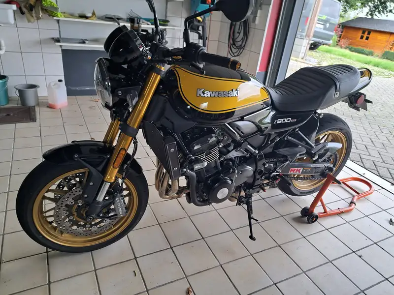 Kawasaki Z900RS - foto 2