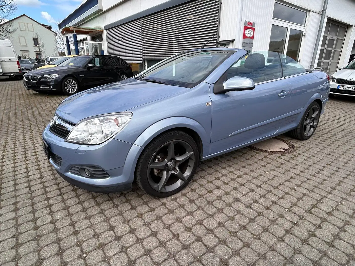 Opel Astra Endless Summer Grau - 1