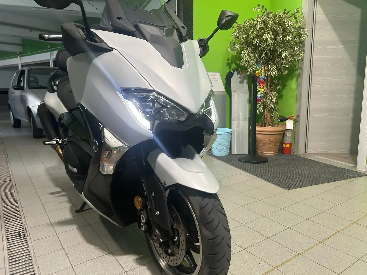 Yamaha TMAX 530 530 DX Argento - 1